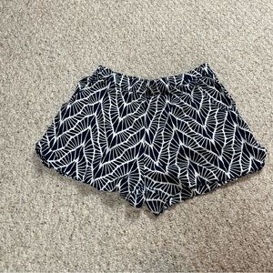 Escapada Blue Geometric Living Shorts Womens M Pockets Pull-On Lightweight Flowy